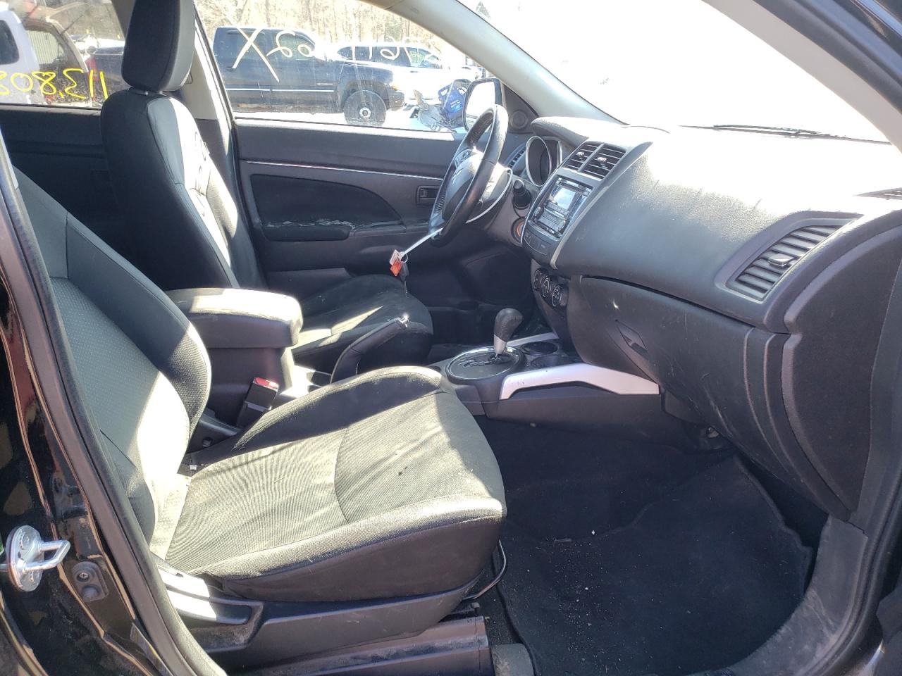 Photo 5 from auction – 2014 MITSUBISHI OUTLANDER with VIN 4A4AP3AU5EE032819