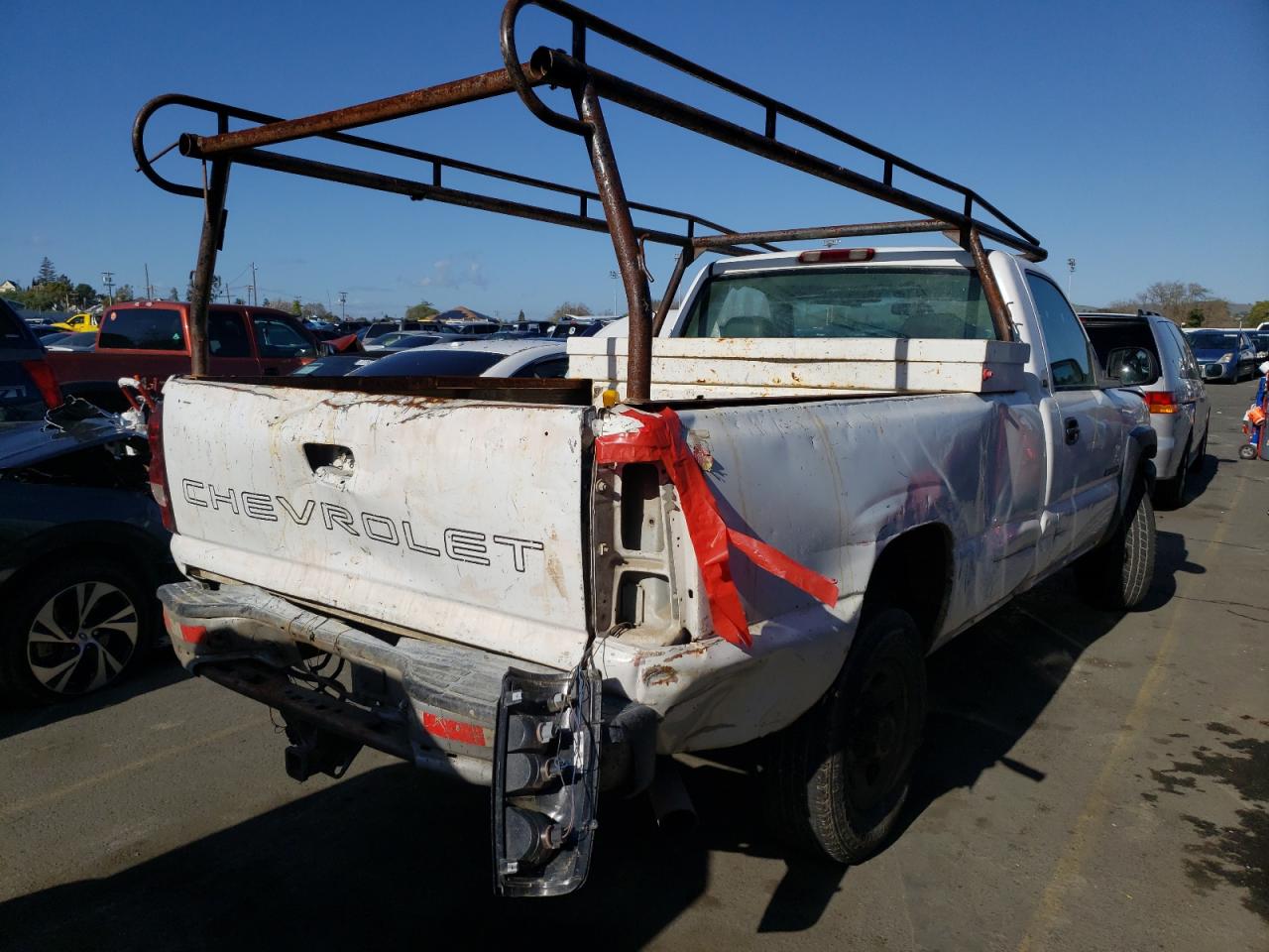Photo 4 from auction – 2005 CHEVROLET SILVERADO with VIN 1GCHC24U35E293647