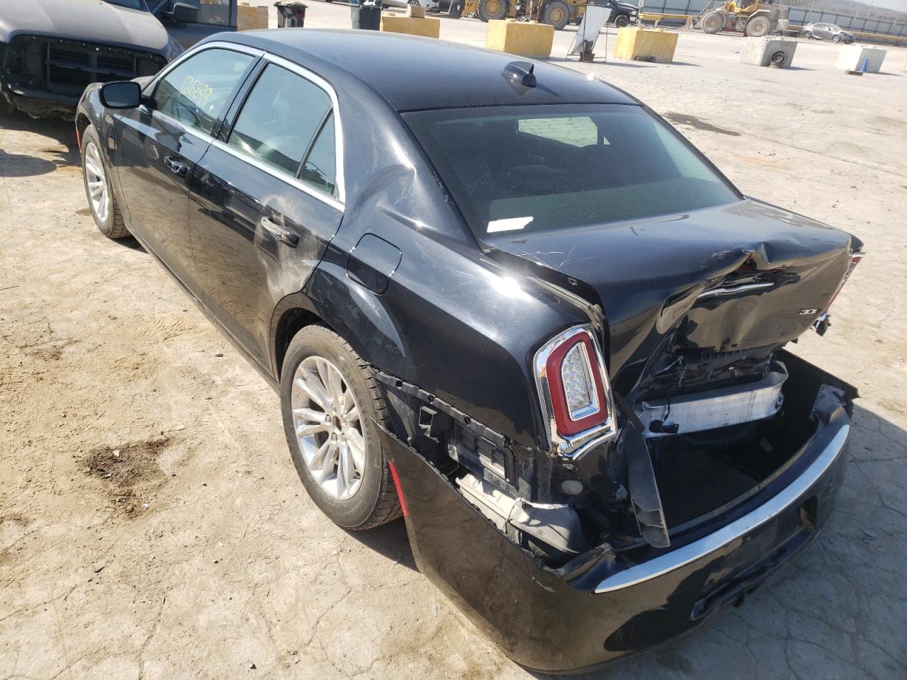 Foto 3 de la subasta – 2017 CHRYSLER 300 LIMITE con VIN 2C3CCAAG0HH506560