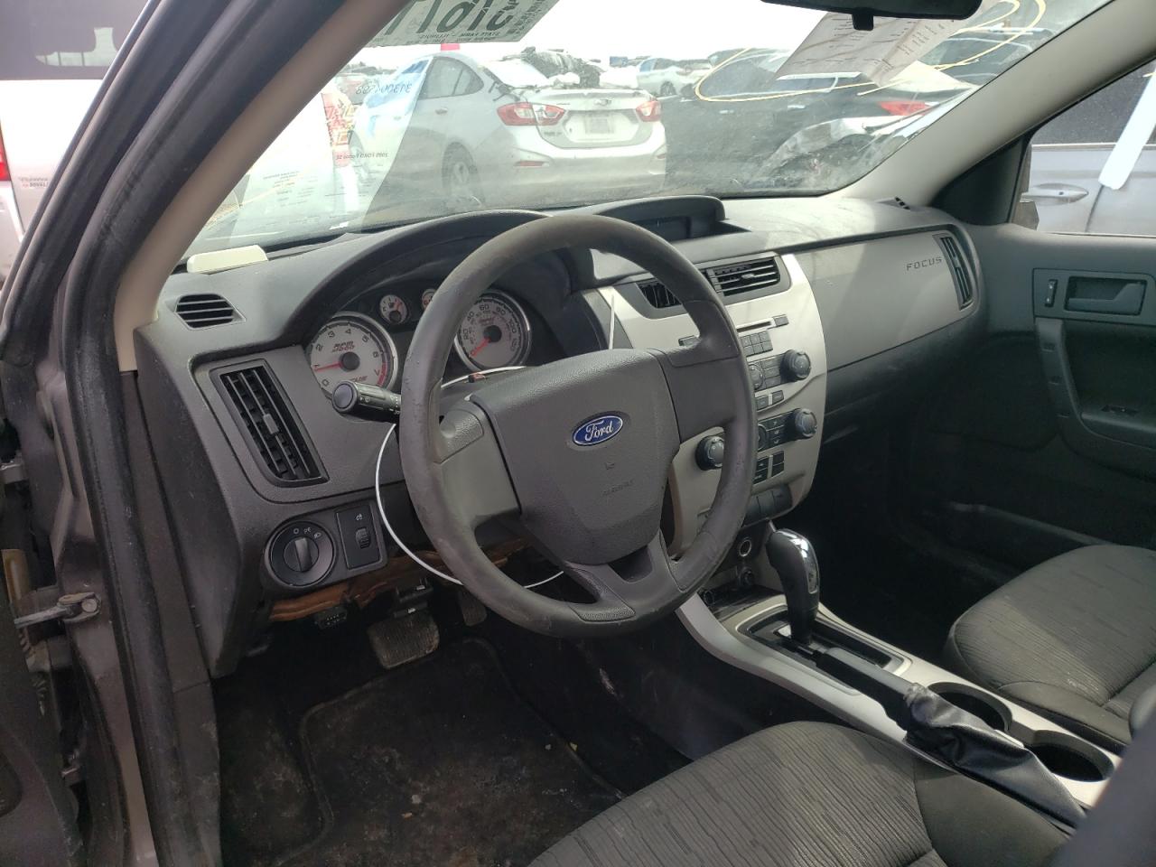 Photo 9 from auction – 2009 FORD FOCUS SE with VIN 1FAHP35N89W176993
