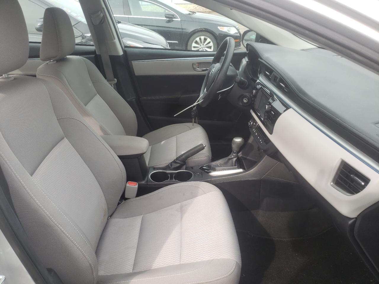 Photo 5 from auction – 2015 TOYOTA COROLLA L with VIN 2T1BURHE1FC355923
