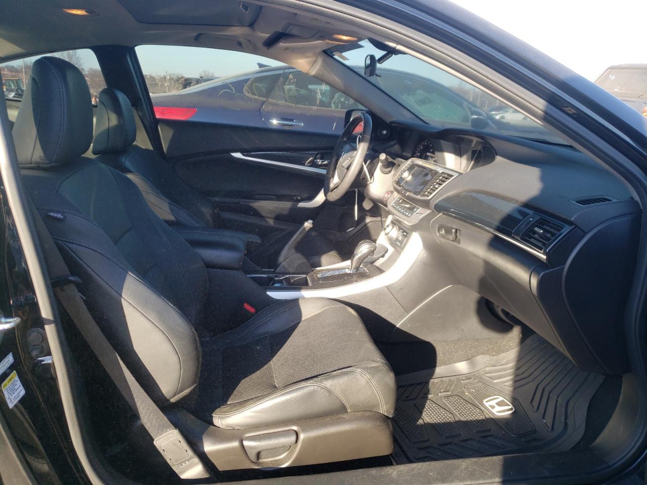 Photo 5 from auction – 2014 HONDA ACCORD EXL with VIN 1HGCT1B83EA005404
