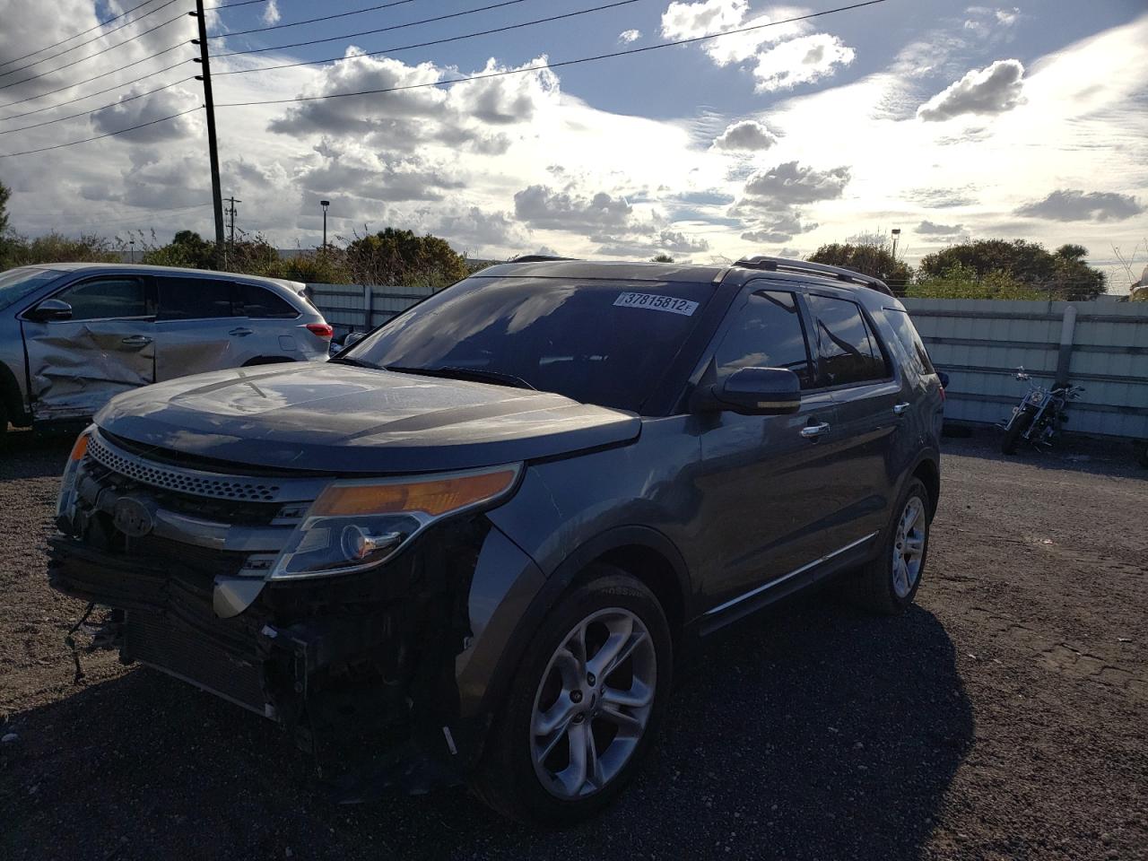 Photo 2 from auction – 2012 FORD EXPLORER L with VIN 1FMHK7F87CGA05447