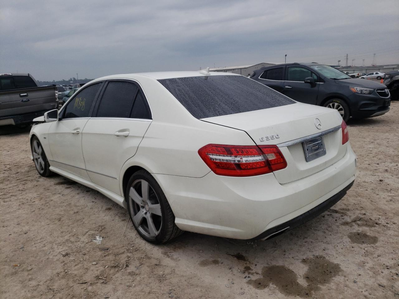 Photo 3 from auction – 2012 MERCEDES-BENZ E 350 with VIN WDDHF5KB2CA642186