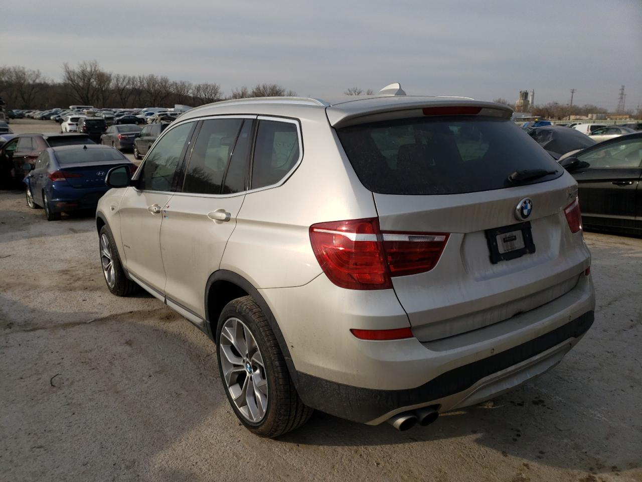 Photo 3 from auction – 2017 BMW X3 XDRIVE2 with VIN 5UXWX9C31H0W73874