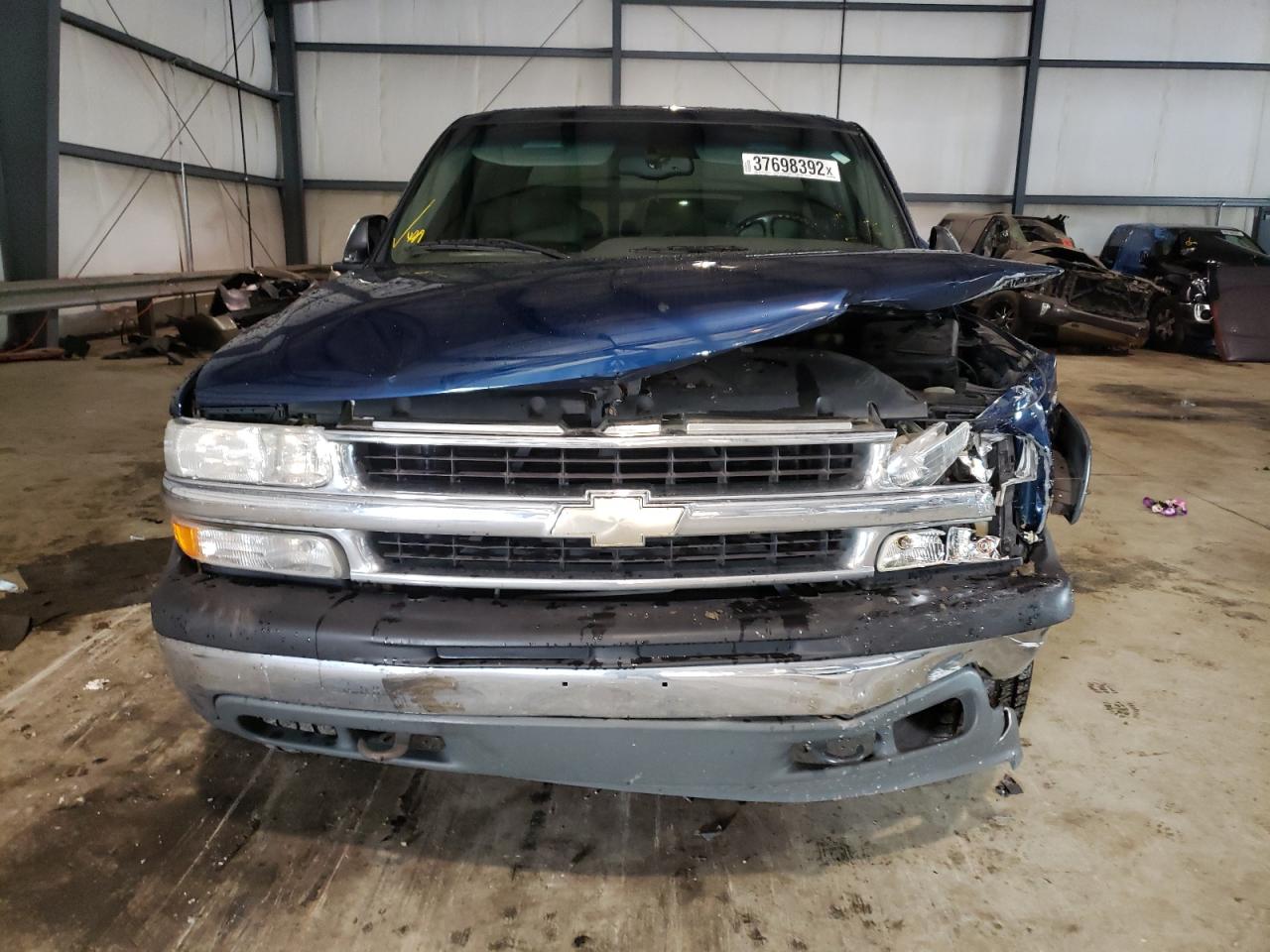 Photo 9 from auction – 2000 CHEVROLET SILVERADO with VIN 2GCEK19T7Y1374334