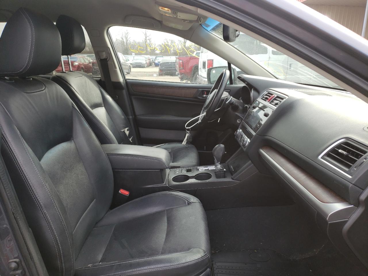 Photo 5 from auction – 2016 SUBARU OUTBACK 2. with VIN 4S4BSBJC4G3275429