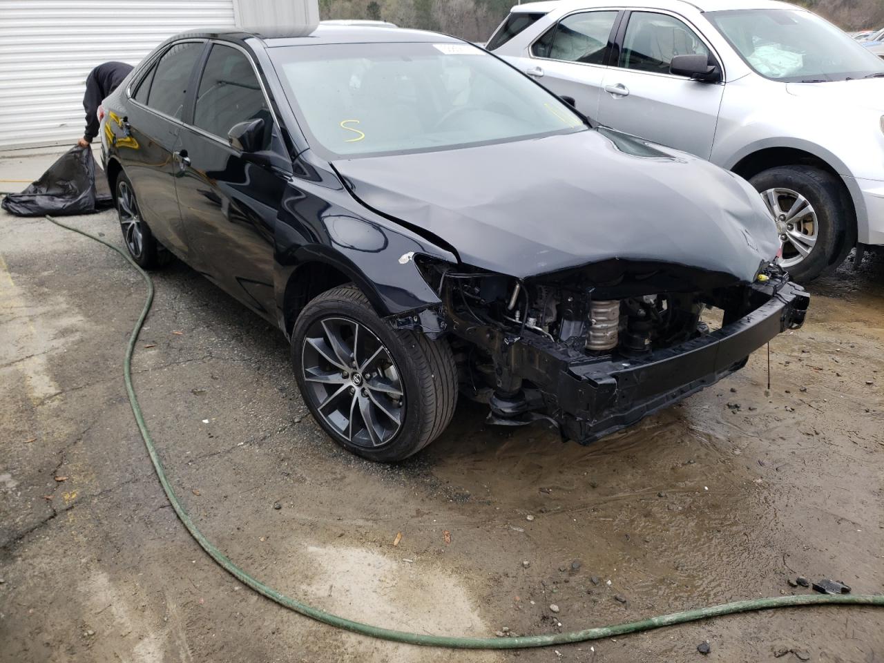 TOYOTA CAMRY LE 2017 with VIN 4T1BF1FK7HU289593 - Photo from auction