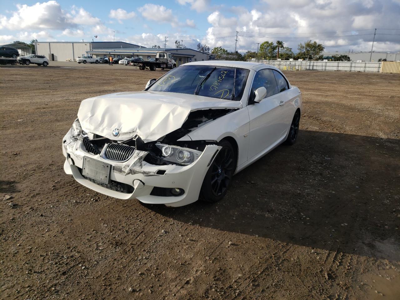 Photo 2 from auction – 2013 BMW 328 I SULE with VIN WBADW7C55DE732274