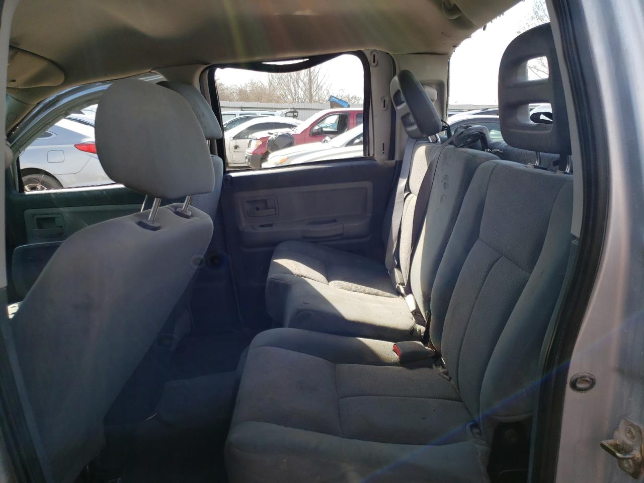 Photo 6 from auction – 2005 DODGE DAKOTA QUA with VIN 1D7HW48N75S248126
