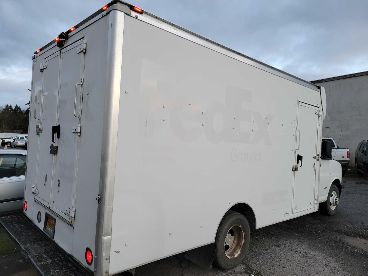 Photo 4 from auction – 2008 CHEVROLET EXPRESS G3 with VIN 1GBJG316581168229