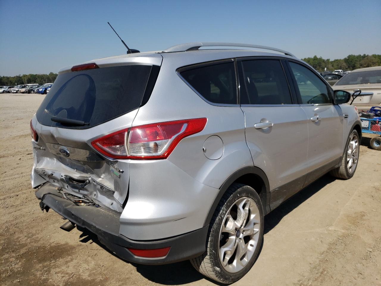 Photo 4 from auction – 2015 FORD ESCAPE TIT with VIN 1FMCU0J94FUC32337