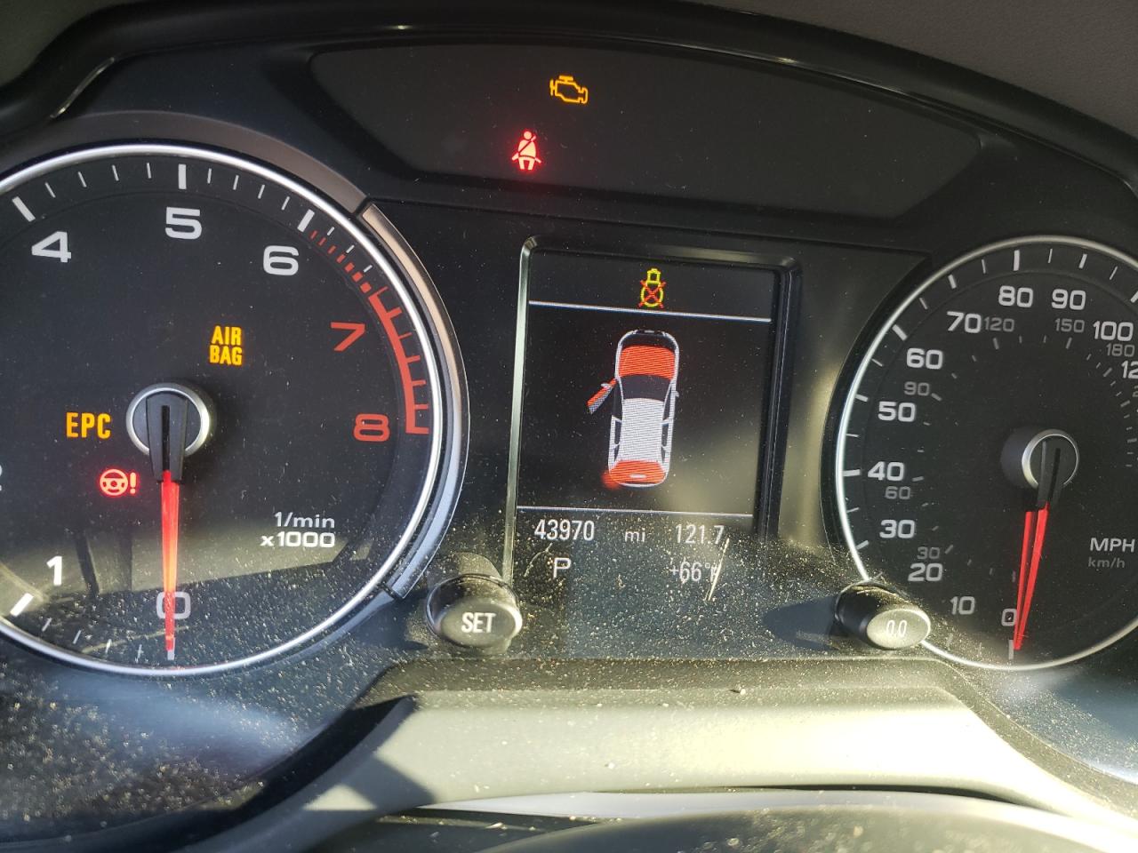 Photo 8 from auction – 2015 AUDI Q5 PREMIUM with VIN WA1LFAFP8FA048140