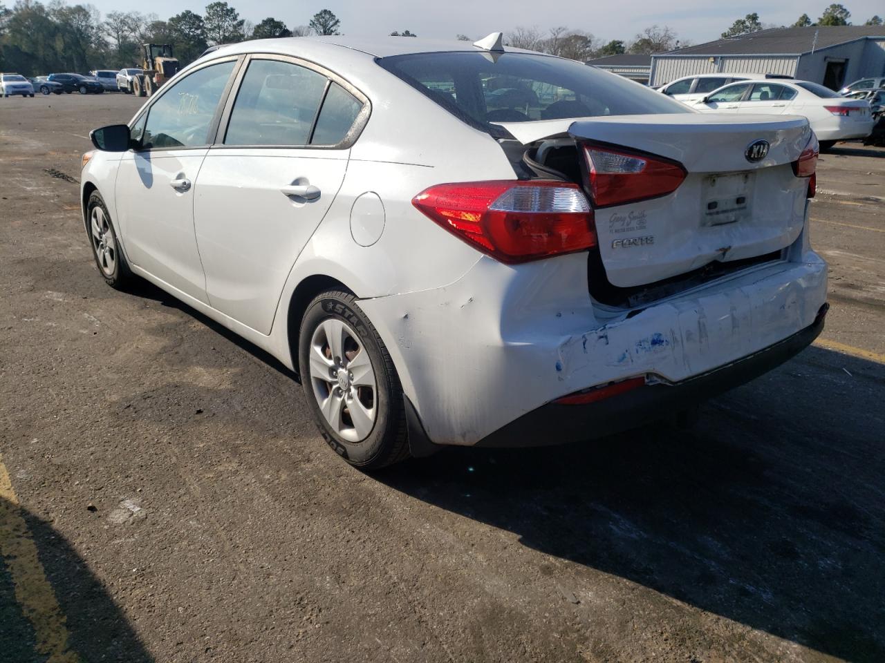 Photo 3 from auction – 2016 KIA FORTE LX with VIN KNAFK4A66G5594344