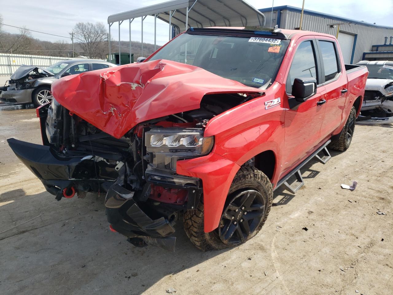 Photo 2 from auction – 2020 CHEVROLET SILVERADO with VIN 3GCPYFED5LG361262