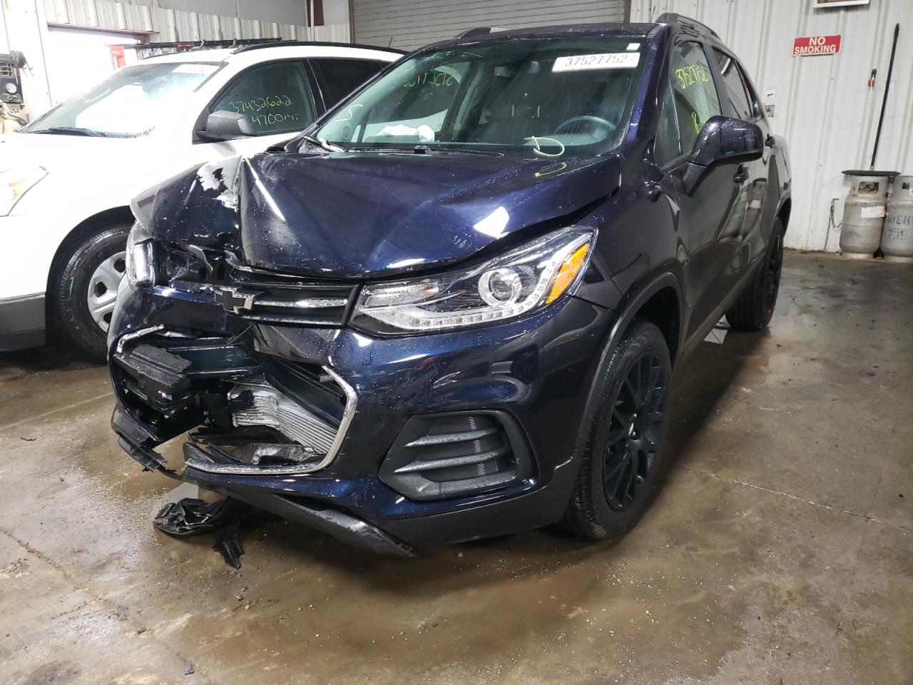 Photo 2 from auction – 2021 CHEVROLET TRAX 1LT with VIN KL7CJPSB7MB338164