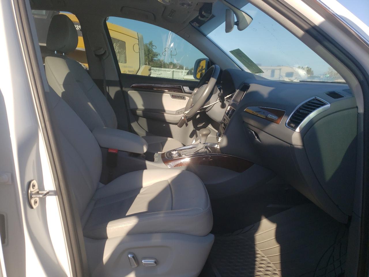 Foto 5 de la subasta – 2015 AUDI Q5 PREMIUM con VIN WA1LFAFP8FA048140