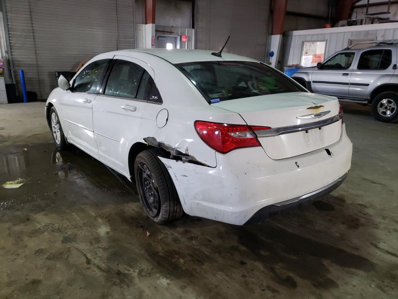 Photo 3 from auction – 2012 CHRYSLER 200 LX with VIN 1C3CCBAB8CN325863
