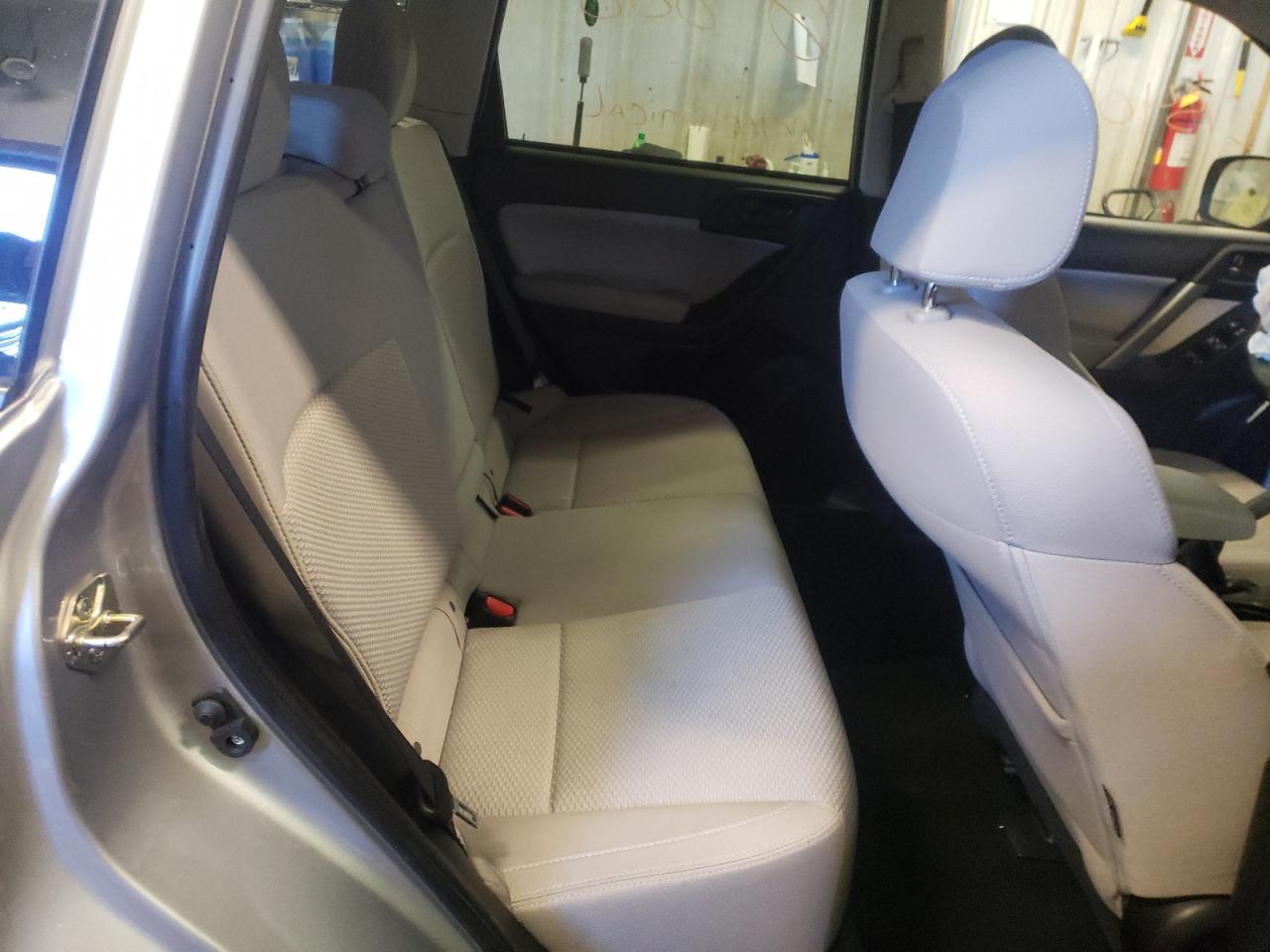 Photo 6 from auction – 2018 SUBARU FORESTER with VIN JF2SJAEC0JH539575