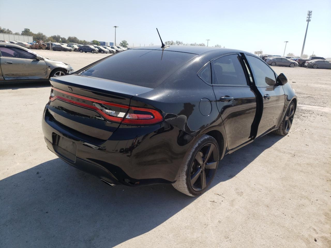 Photo 4 from auction – 2015 DODGE DART SXT with VIN 1C3CDFBB7FD111539