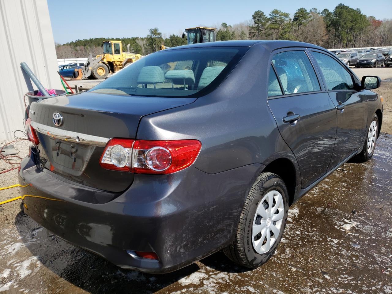 Photo 4 from auction – 2013 TOYOTA COROLAA with VIN 5YFBU4EE4DP175842