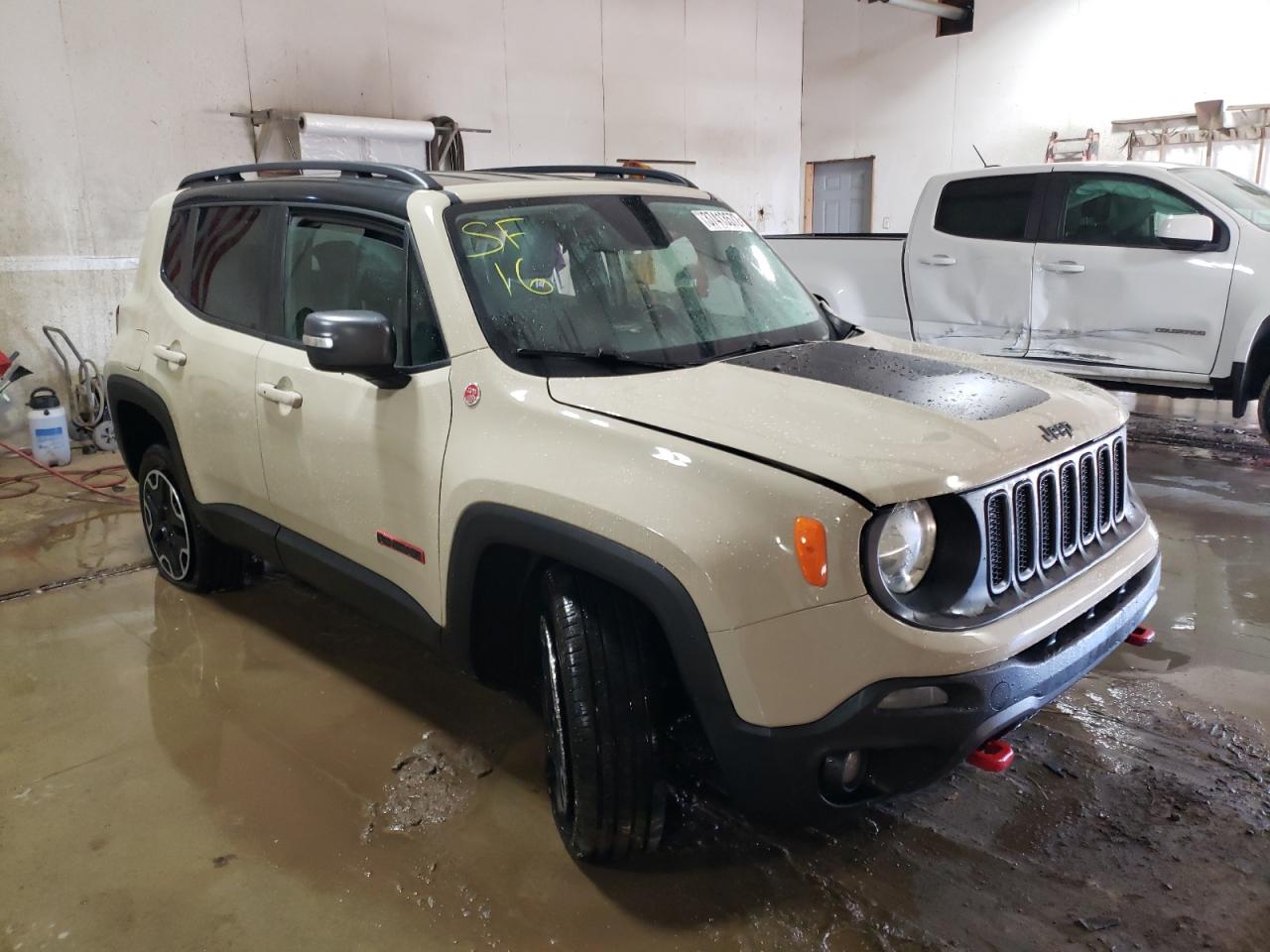 Photo 1 from auction – 2016 JEEP RENEGADE T with VIN ZACCJBCT9GPD43356