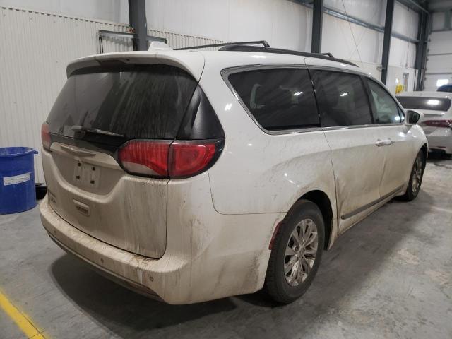 Photo 4 from auction – 2017 CHRYSLER PACIFICA T with VIN 2C4RC1BG6HR795233