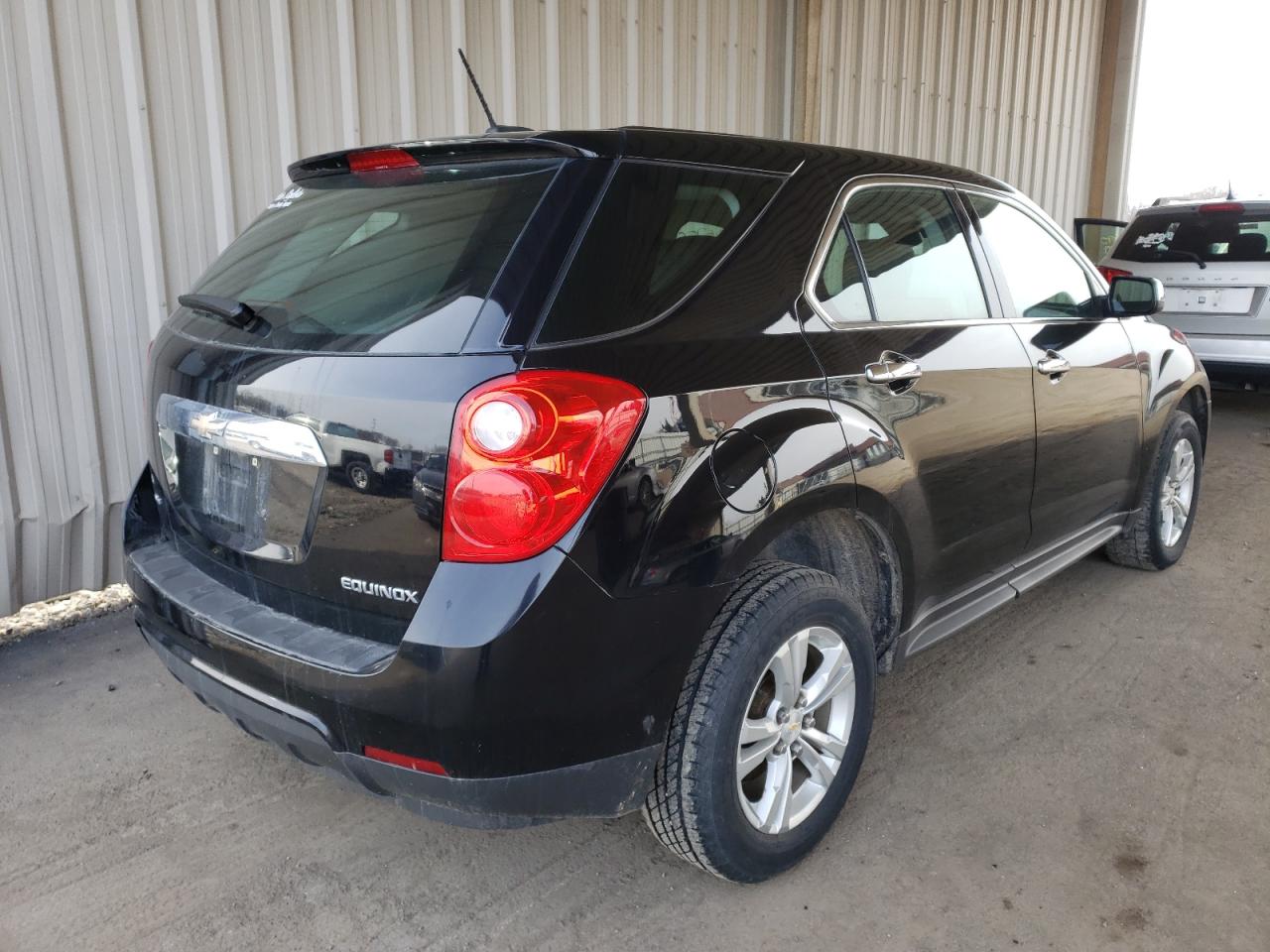 Photo 4 from auction – 2015 CHEVROLET EQUINOX LS with VIN 2GNFLEEK8F6224388