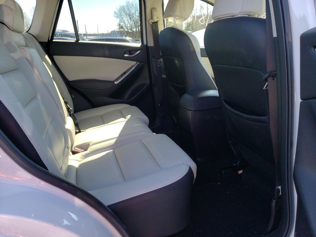 Photo 6 from auction – 2016 MAZDA CX-5 GT with VIN JM3KE4DY8G0751026