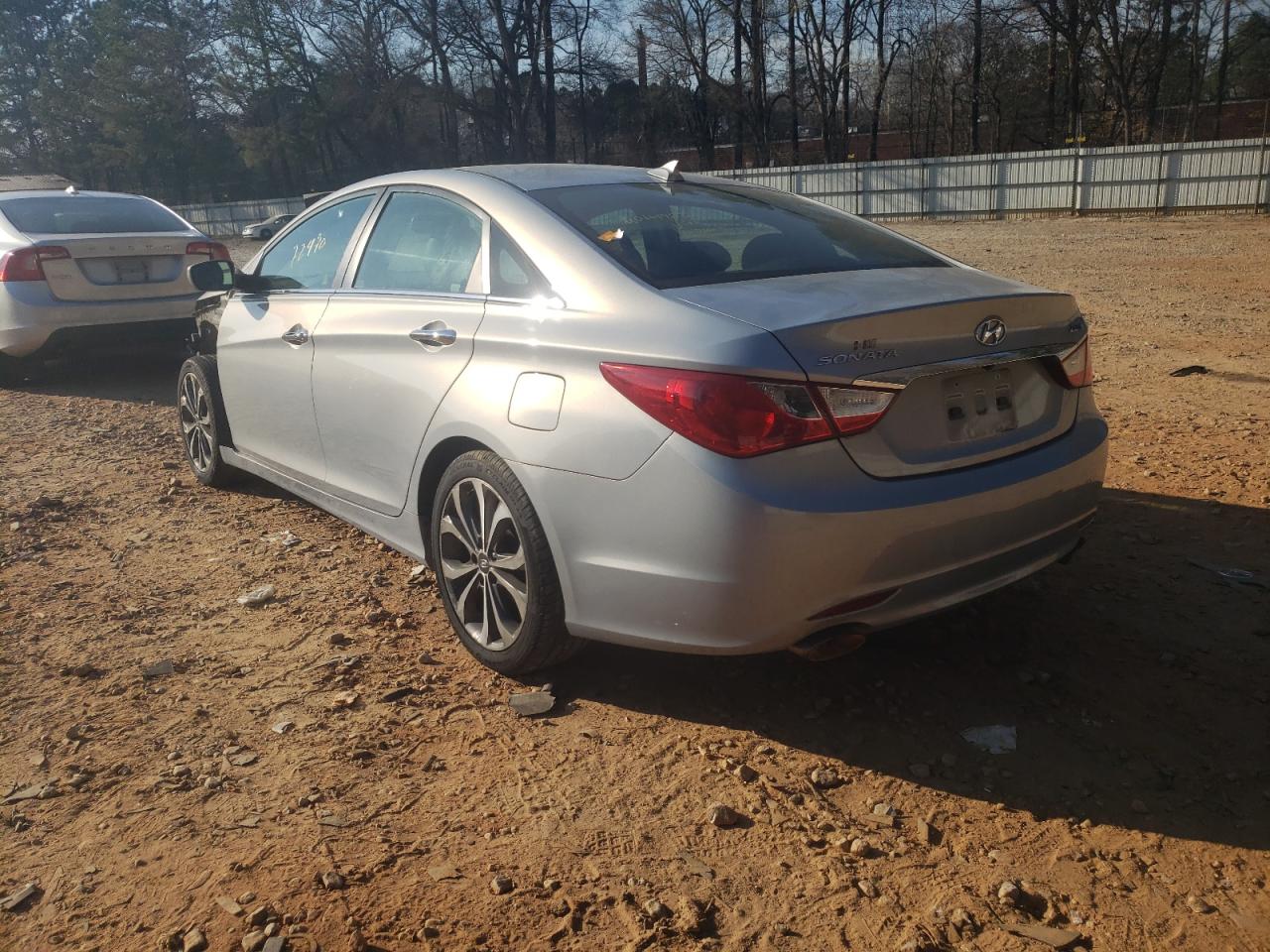 Photo 3 from auction – 2013 HYUNDAI SONATA SE with VIN 5NPEC4AB2DH578680