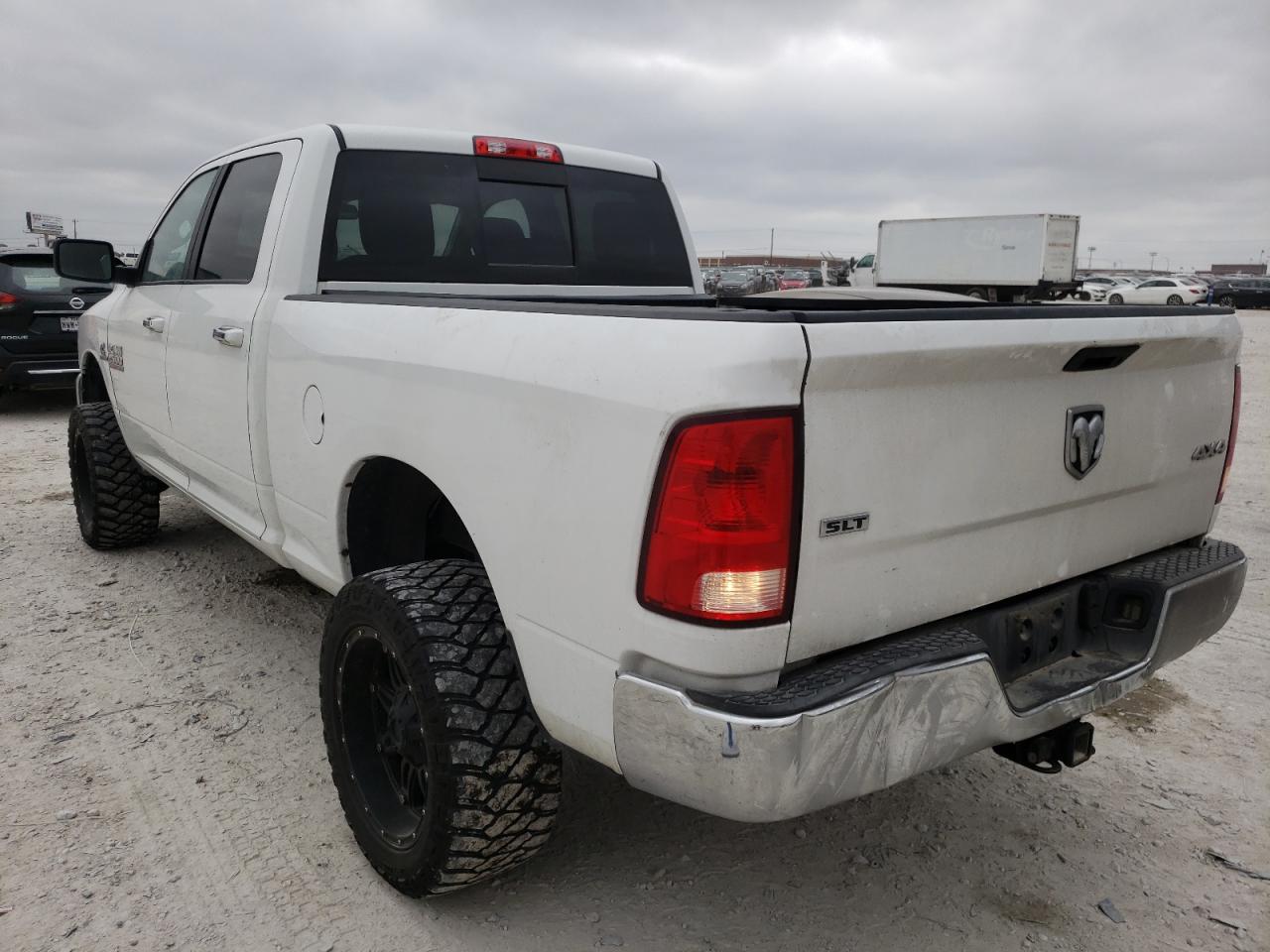 Photo 3 from auction – 2015 RAM 2500 SLT with VIN 3C6UR5DL3FG672588