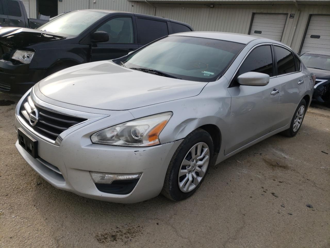 Photo 2 from auction – 2015 NISSAN ALTIMA 2.5 with VIN 1N4AL3APXFC444458