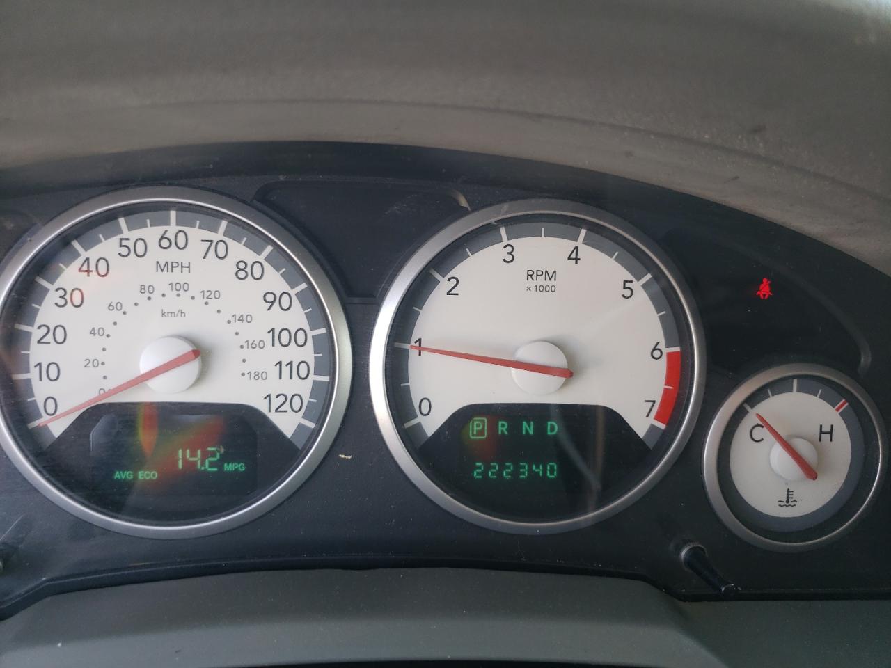 Photo 8 from auction – 2010 DODGE GRAND CARA with VIN 2D4RN5D18AR218691