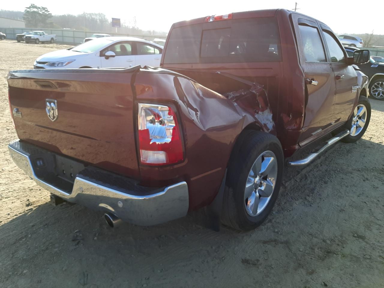 Photo 4 from auction – 2016 RAM 1500 SLT with VIN 3C6RR6LT7GG287615