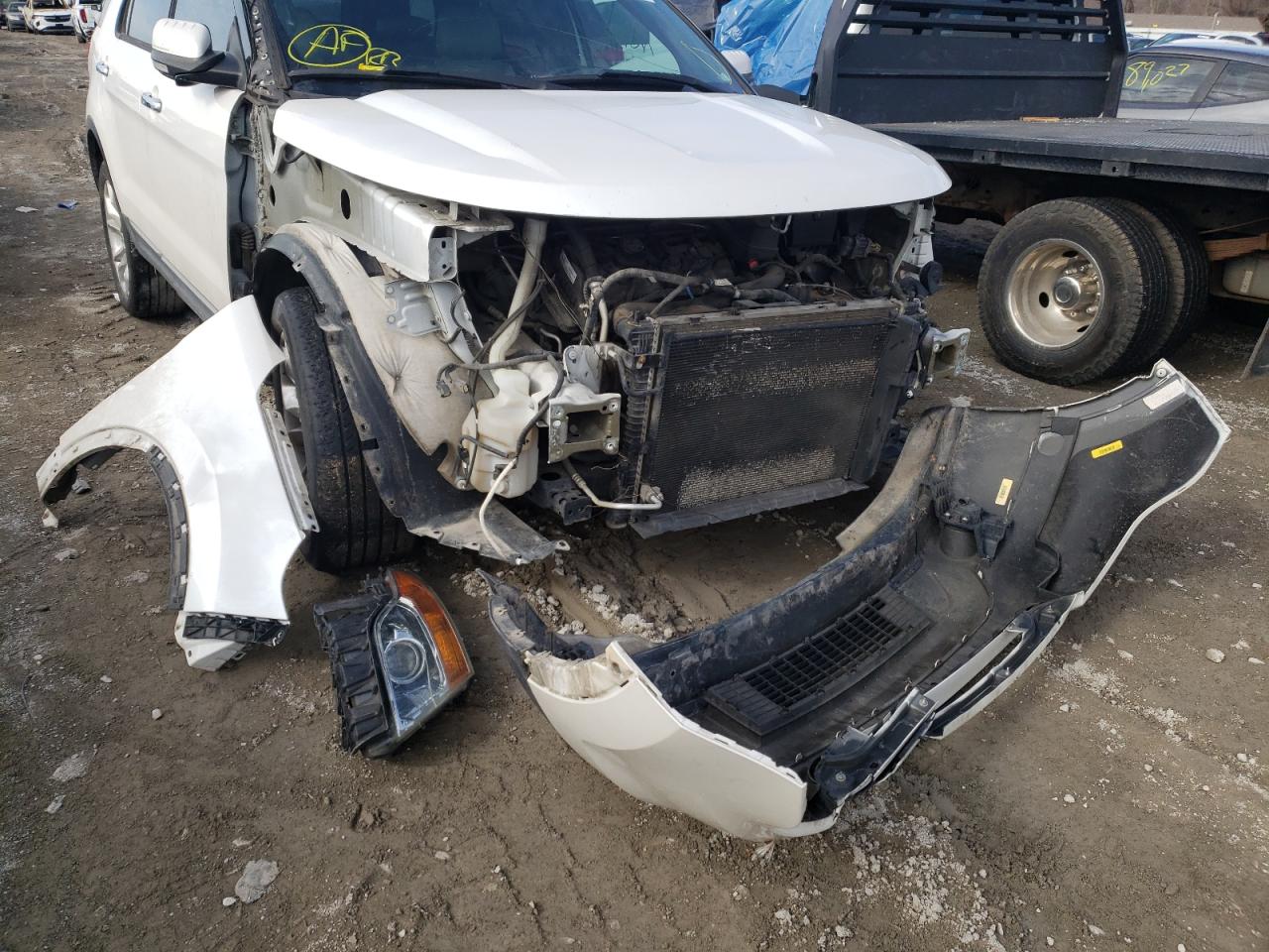 Photo 9 from auction – 2014 FORD EXPLORER L with VIN 1FM5K8F87EGB28029