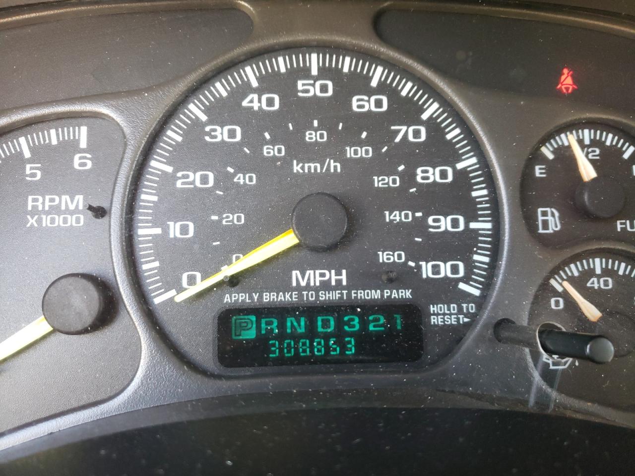 Photo 8 from auction – 2001 CHEVROLET SILVERADO with VIN 2GCEC19V211294556