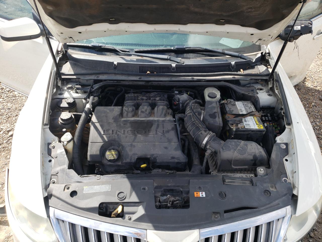 Photo 7 from auction – 2012 LINCOLN MKS with VIN 1LNHL9DR5CG803157