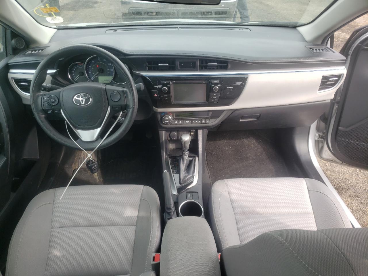 Photo 9 from auction – 2015 TOYOTA COROLLA L with VIN 2T1BURHE1FC355923