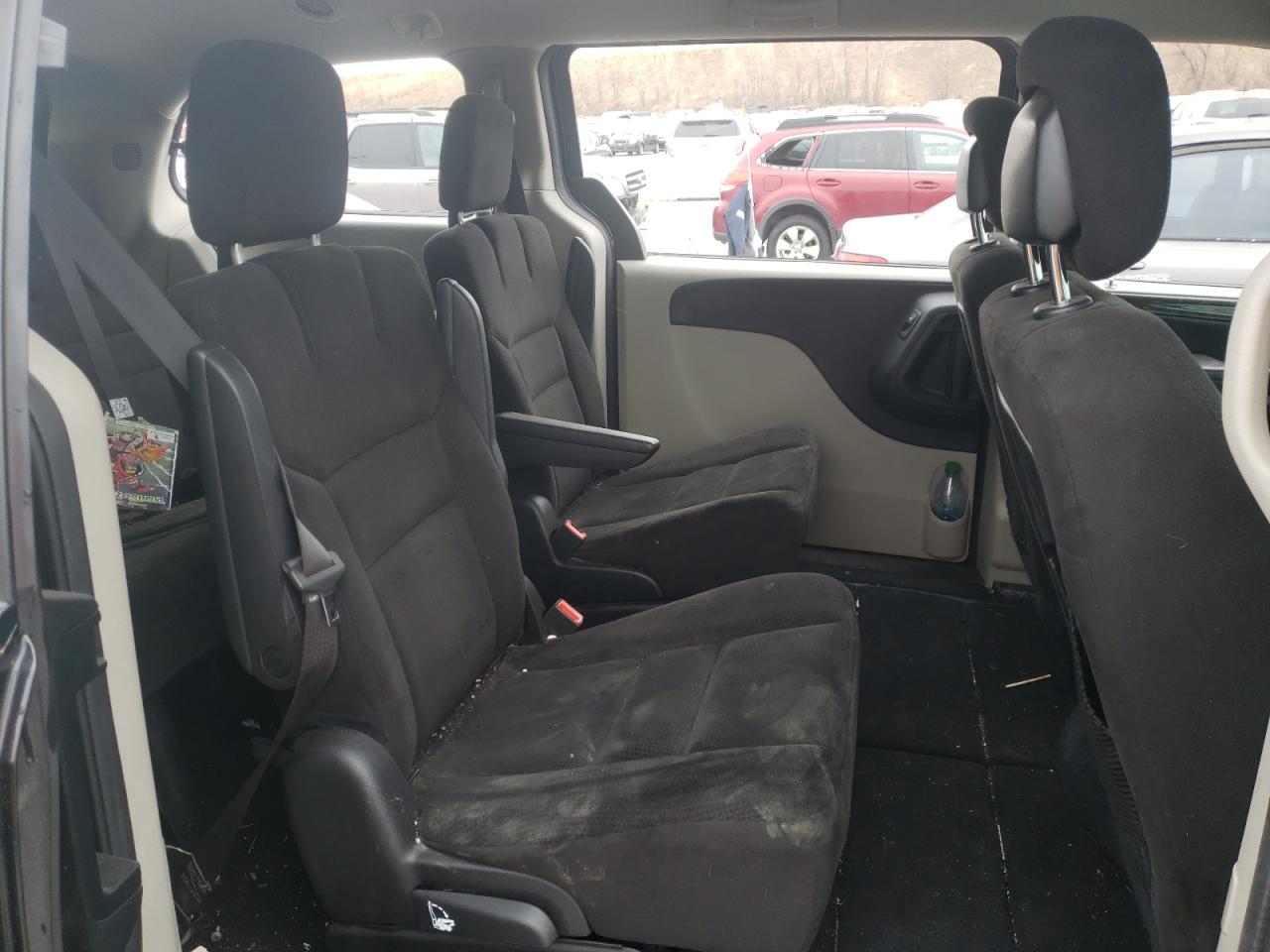 Photo 6 from auction – 2015 DODGE GRAND CARA with VIN 2C4RDGCG4FR632334