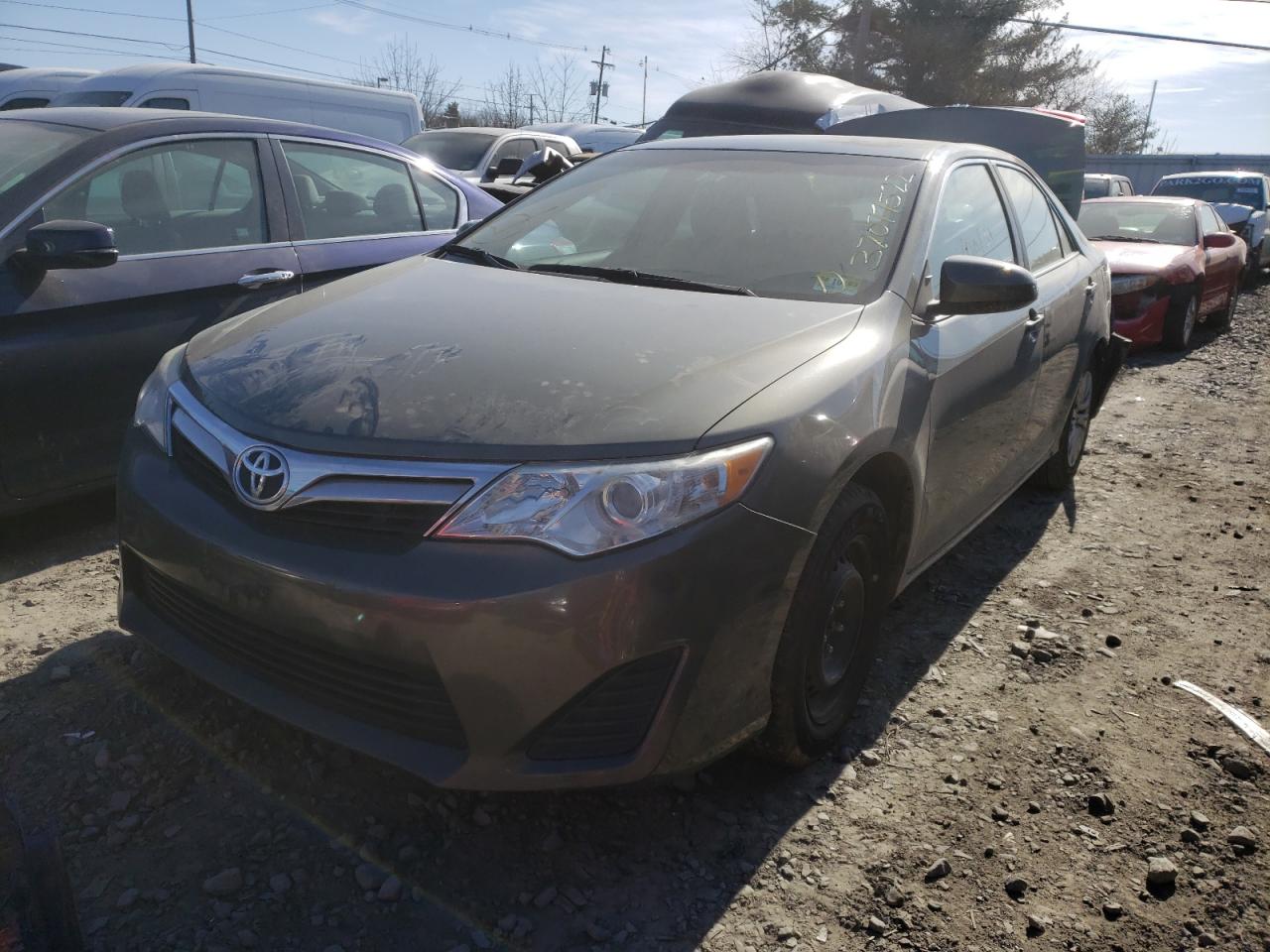 Photo 2 from auction – 2014 TOYOTA CAMRY L with VIN 4T1BF1FK8EU870385
