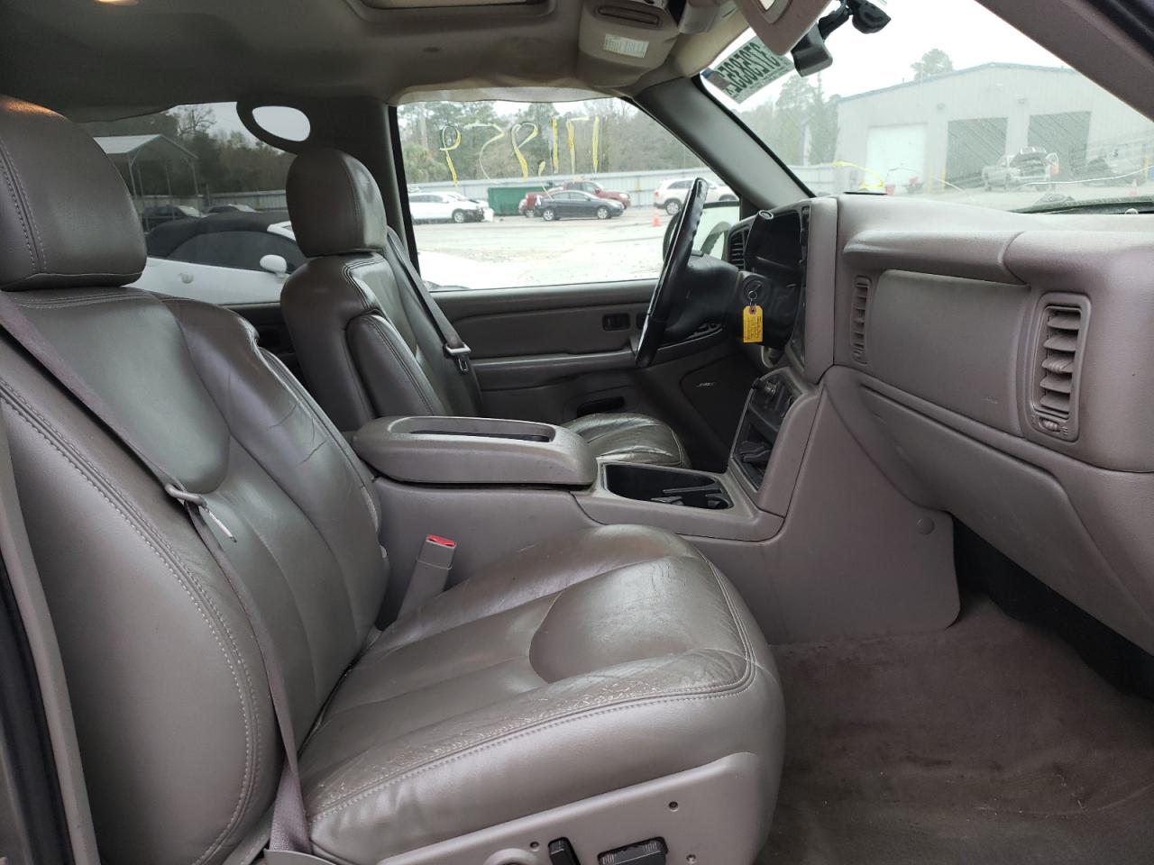 Photo 5 from auction – 2006 CHEVROLET SILVERADO with VIN 2GCEC13T661226677