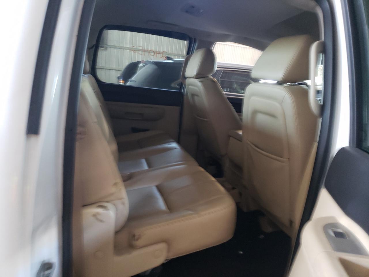 Photo 6 from auction – 2009 GMC SIERRA C15 with VIN 3GTEC23JX9G184742