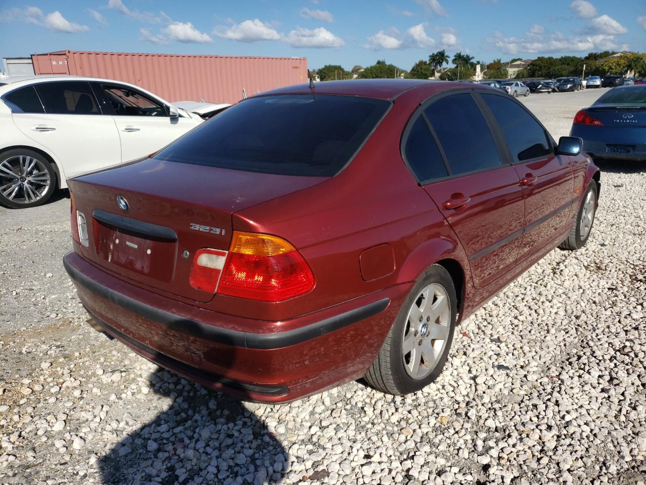 Photo 4 from auction – 2000 BMW 323 I with VIN WBAAN3344YNC91364