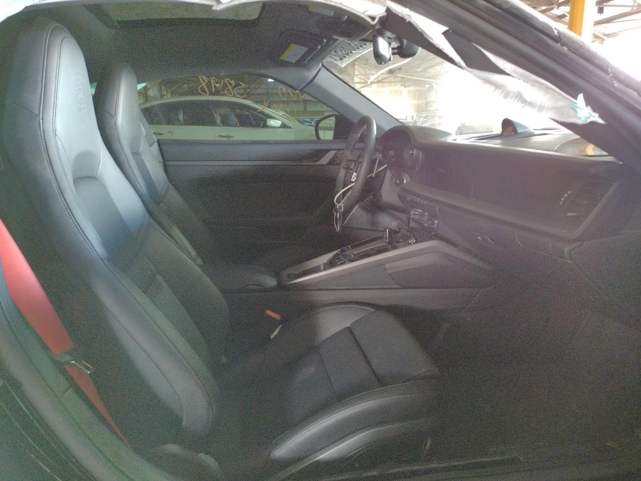 Photo 5 from auction – 2021 PORSCHE 911 CARRER with VIN WP0AB2A96MS222446