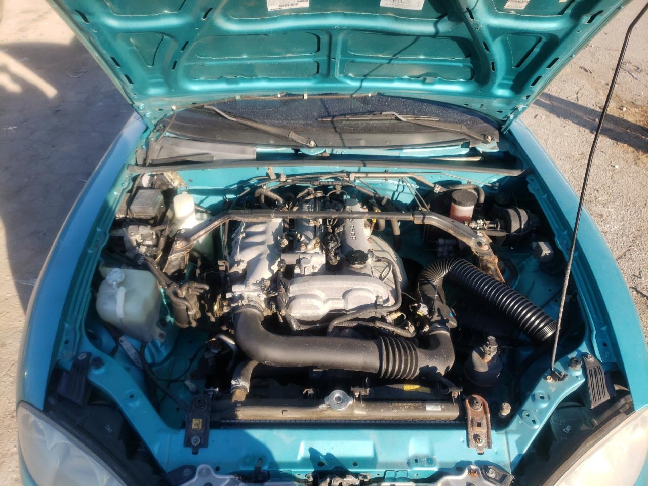 Photo 7 from auction – 2003 MAZDA MX-5 MIATA with VIN JM1NB353X30300217