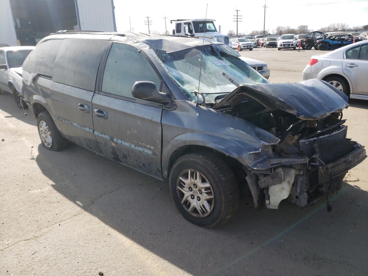 DODGE GRAND CARA 2001 with VIN 2B4GP44321R354256 - Photo from auction
