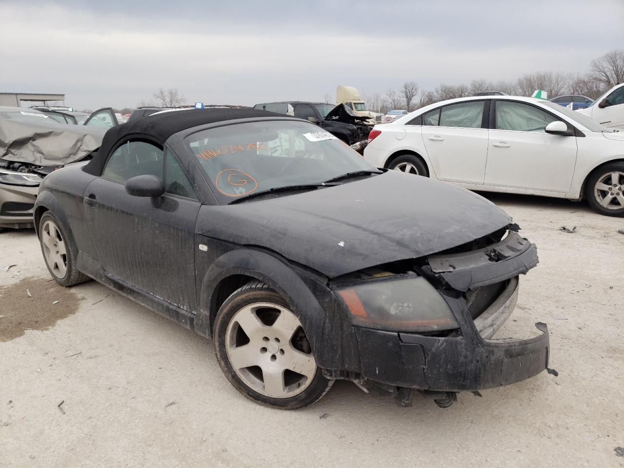 AUDI TT QUATTRO 2001 with VIN TRUUT28N611039780 - Photo from auction