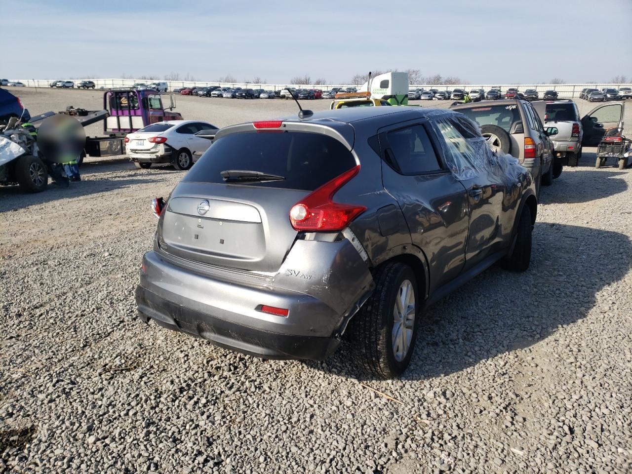Photo 4 from auction – 2011 NISSAN JUKE S with VIN JN8AF5MV2BT007530