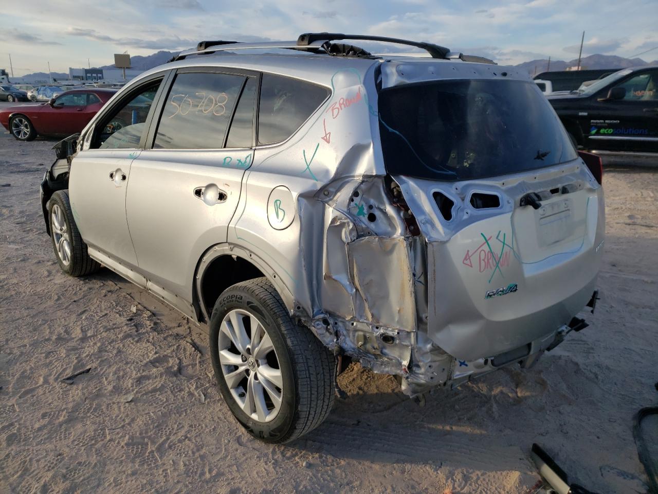 Photo 3 from auction – 2015 TOYOTA RAV4 LIMIT with VIN 2T3YFREV3FW213300