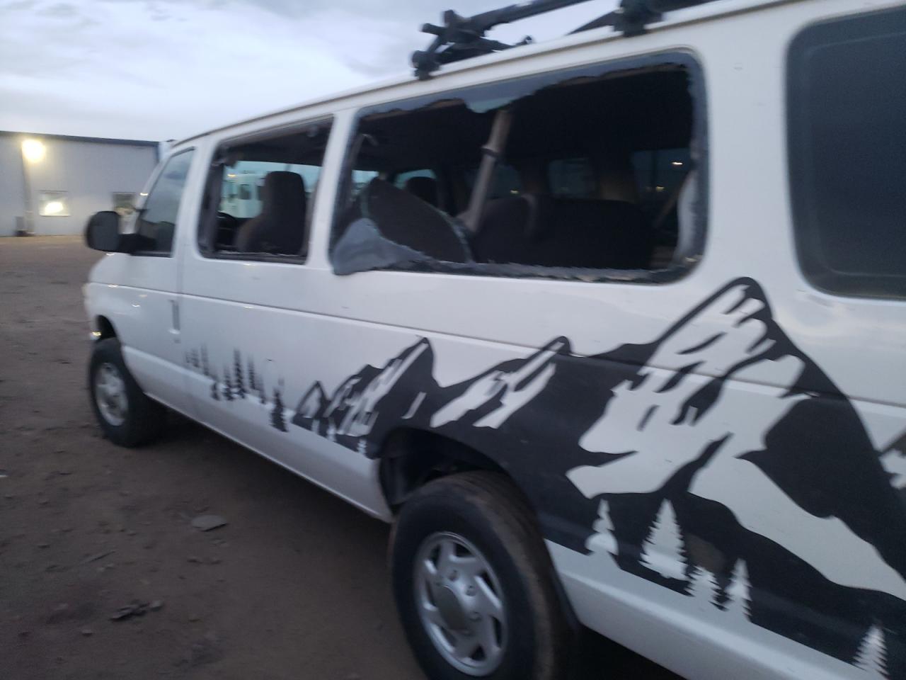Photo 9 from auction – 2011 FORD ECONOLINE with VIN 1FBSS3BL1BDA17773